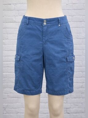 💙 Gloria Vanderbilt Cargo Shorts – Size 6 💙